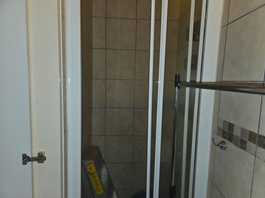 2 Bedroom Property for Sale in Waterval East North West
